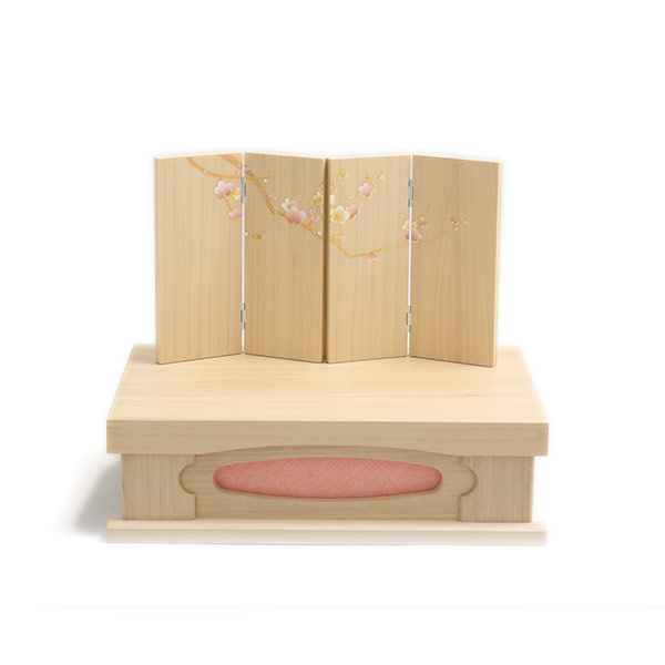 木目込み人形・木目込ひな人形桐製 屏風付収納飾台（金華梅）の写真